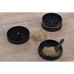 Metall Grinder 3-teilig, 50 Mm, Schwarz Matt 7 Metall Grinder 3-teilig, 50 Mm, Schwarz Matt -Vape Verkauf grinder 3tlg metall schwarz 13