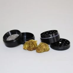 Metall Grinder 4-teilig, 30 Mm, Schwarz 7 Metall Grinder 4-teilig, 30 Mm, Schwarz -Vape Verkauf metall grinder 4 teilig 30 mm schwarz3