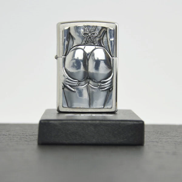 Zippo Feuerzeug Stocking Girl 4 Zippo Feuerzeug Stocking Girl – Bild 2